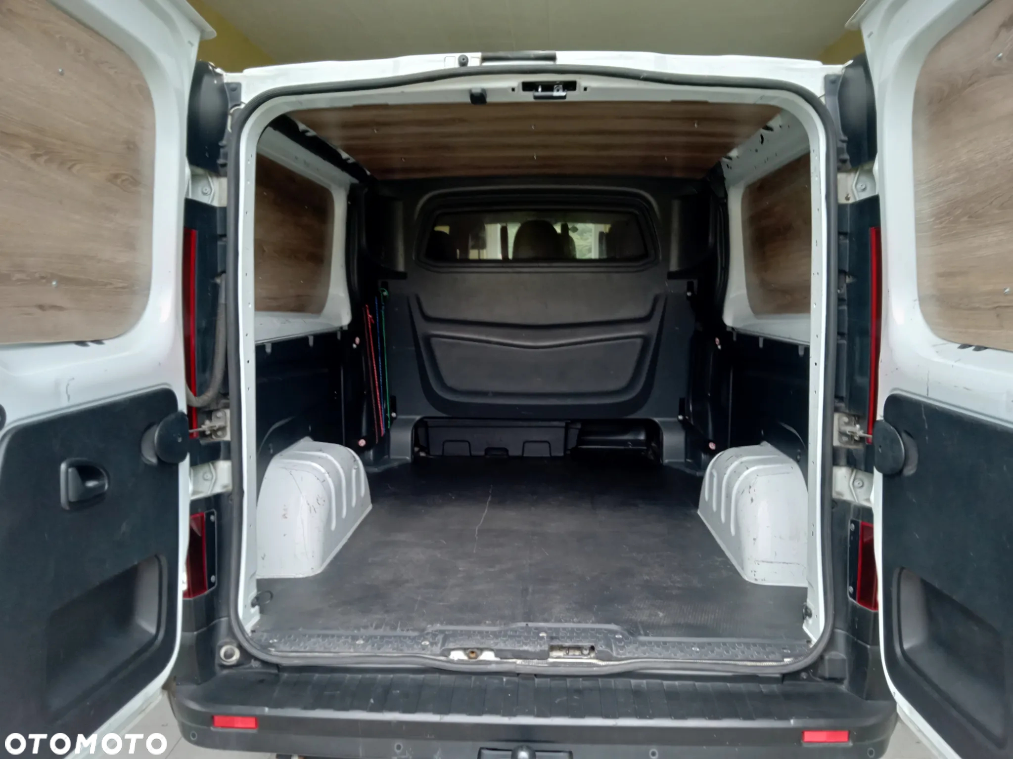 Renault Trafic - 9