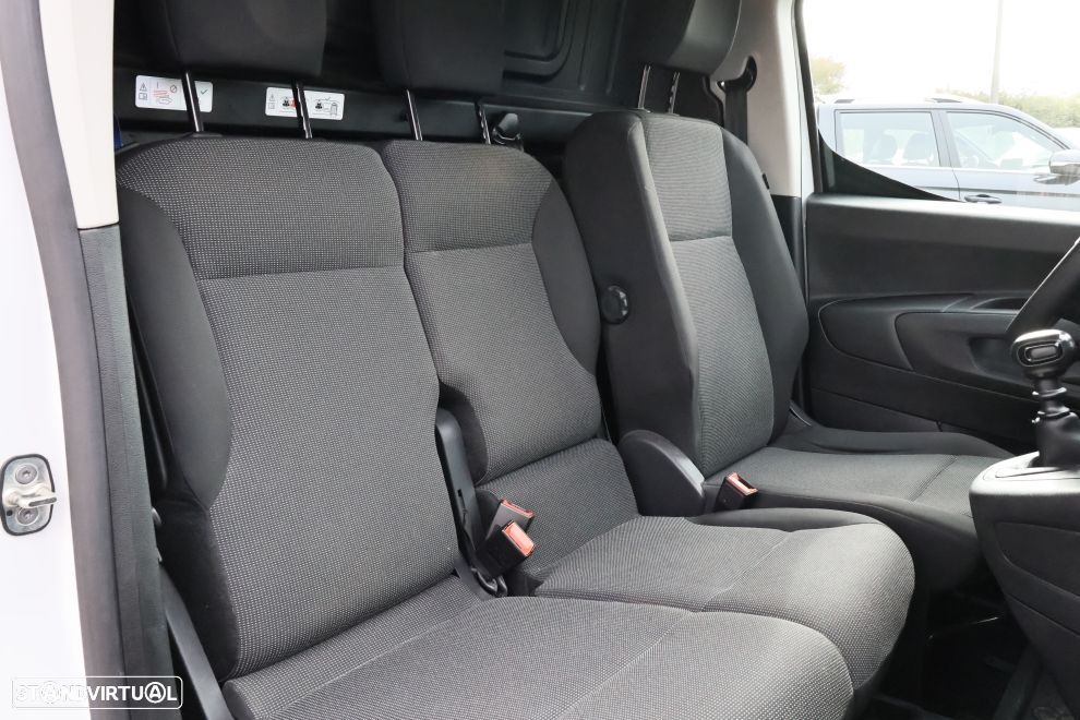 Opel Combo Cargo 1.5 D - 11