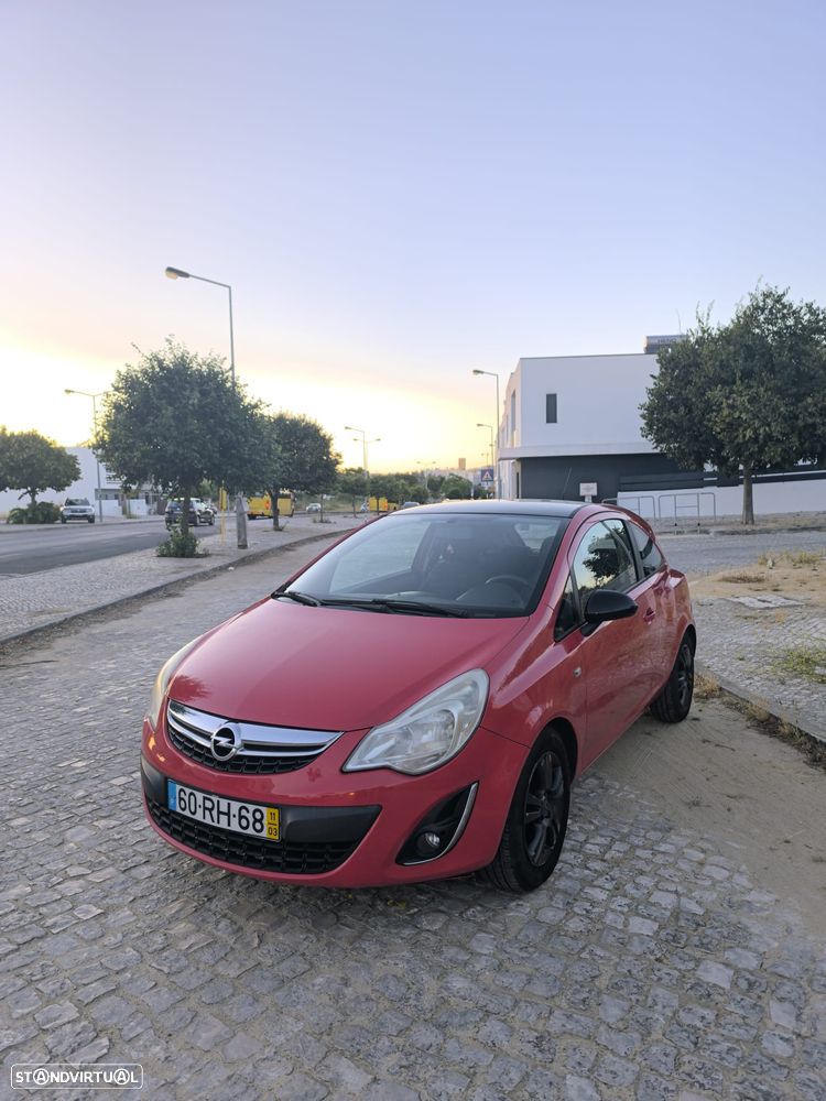 Opel Corsa 1.3 CDTI Black Edition - 1