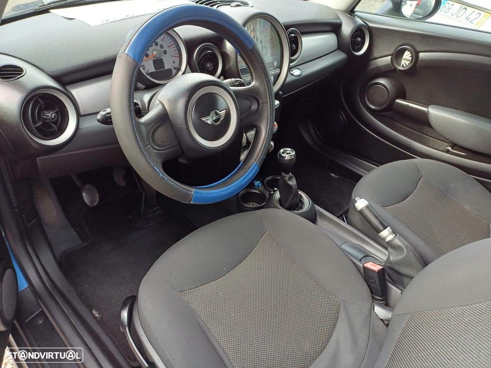 MINI Clubman Cooper D - 4