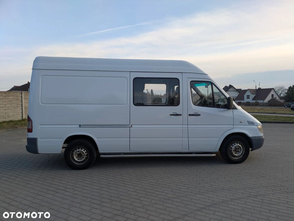 Mercedes-Benz Sprinter 906.211 - 5