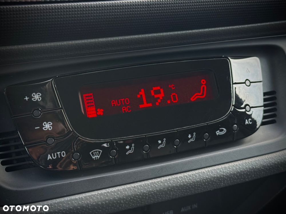 Seat Ibiza SC 1.4 16V Sport - 22