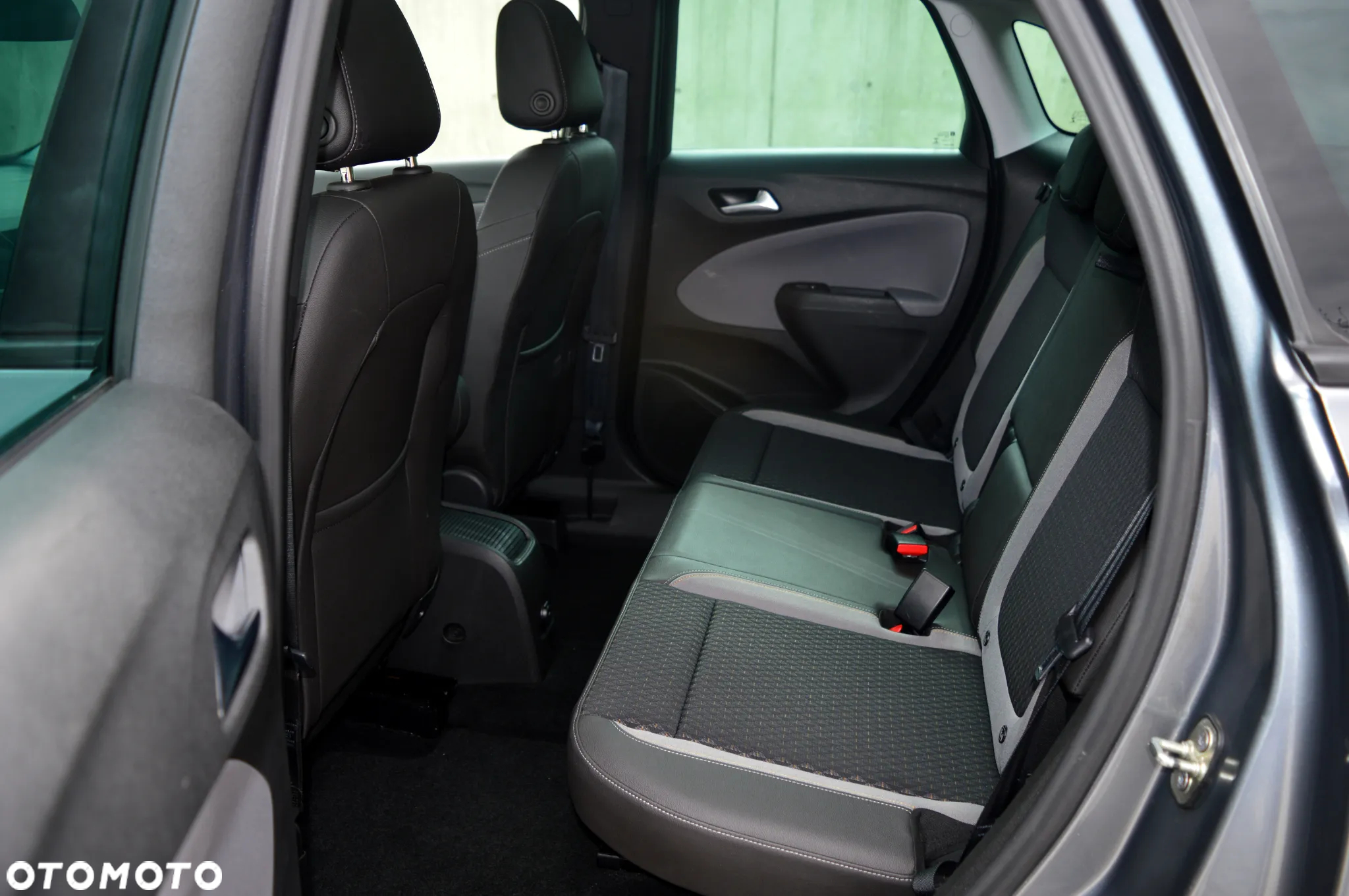 Opel Crossland X - 11