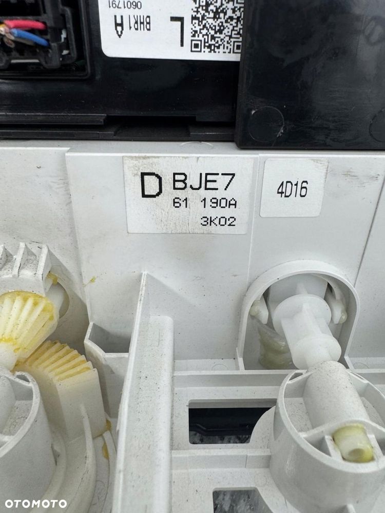 panel nawiewu klimatyzacji mazda 3 bm 2013-2017 - 5