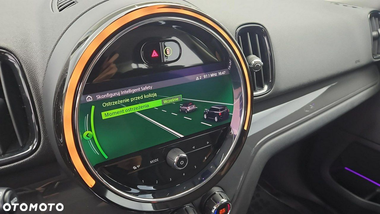 MINI Countryman - 22