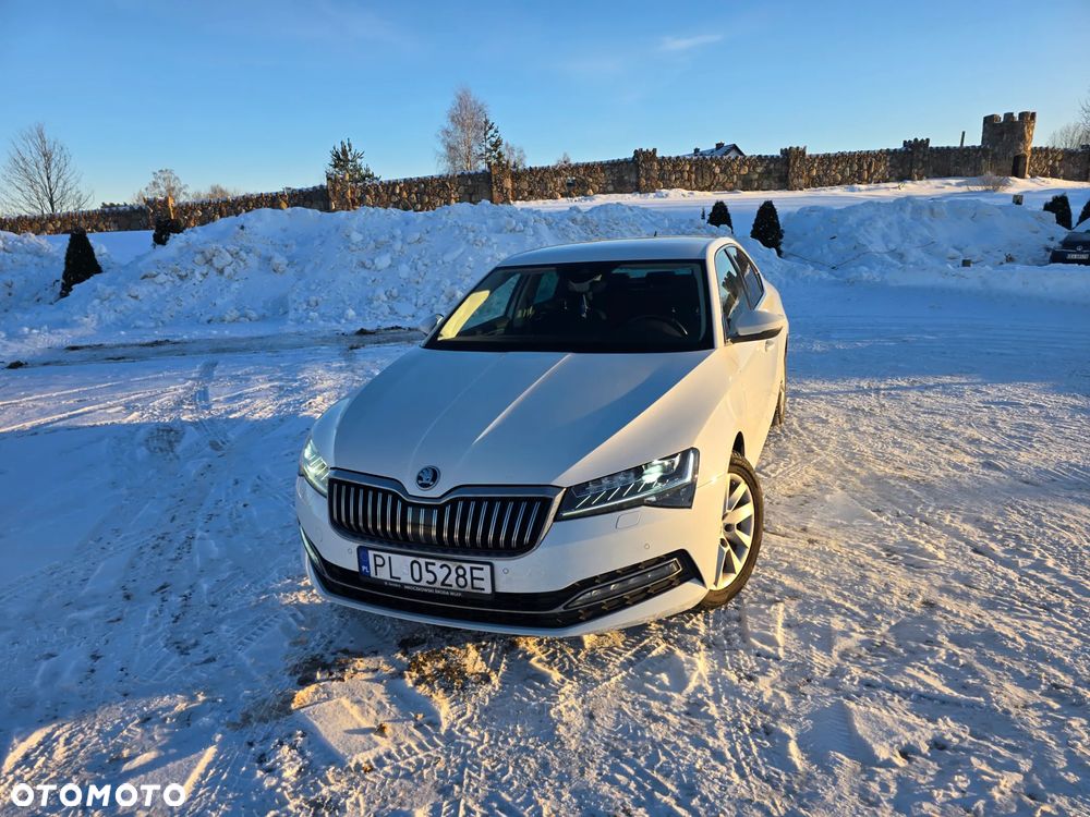 Skoda Superb 2.0 TDI SCR 4x4 Style DSG - 3