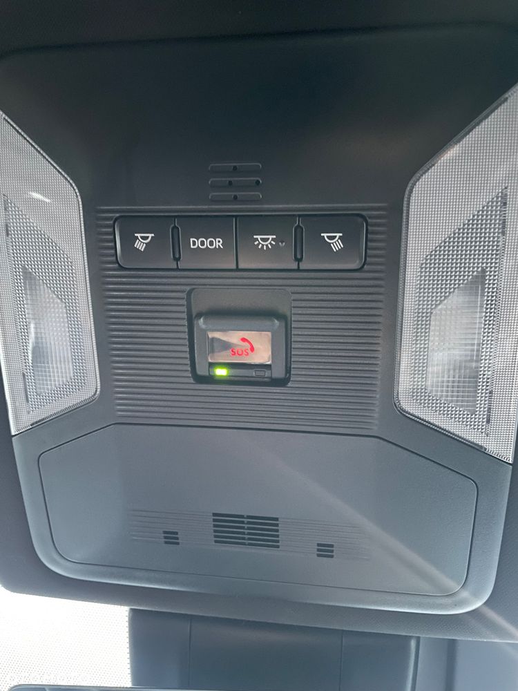 Toyota RAV4 2.5 Hybrid Black Edition by JBL 4x4 - 21