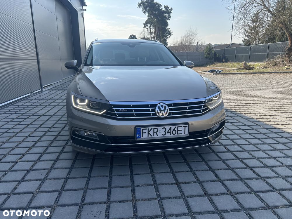 Volkswagen Passat - 2