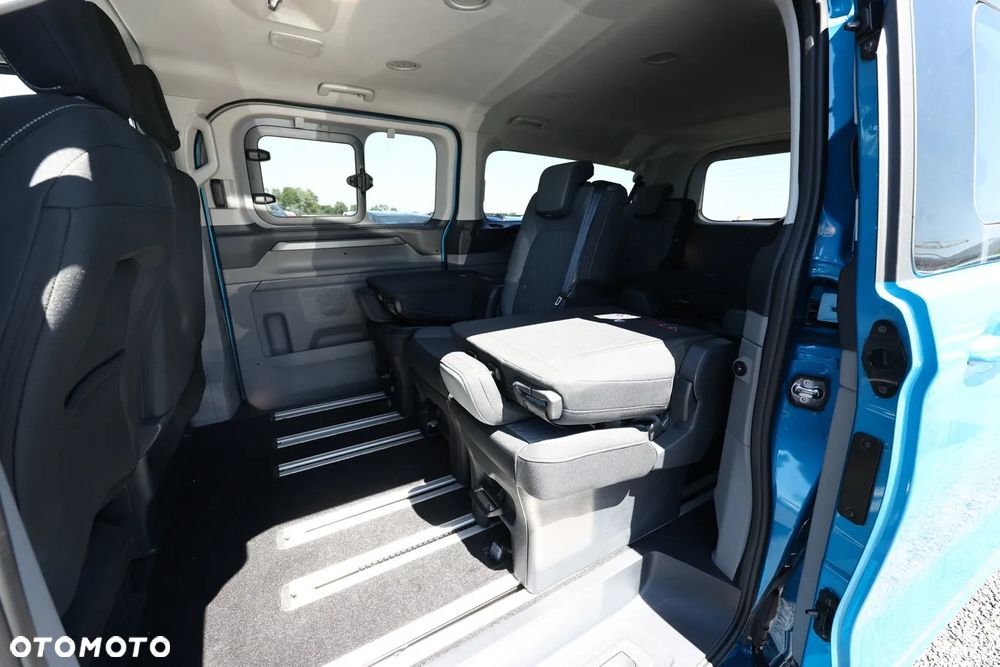 Ford Tourneo Custom 320 L2H1 VA Autm Active - 5