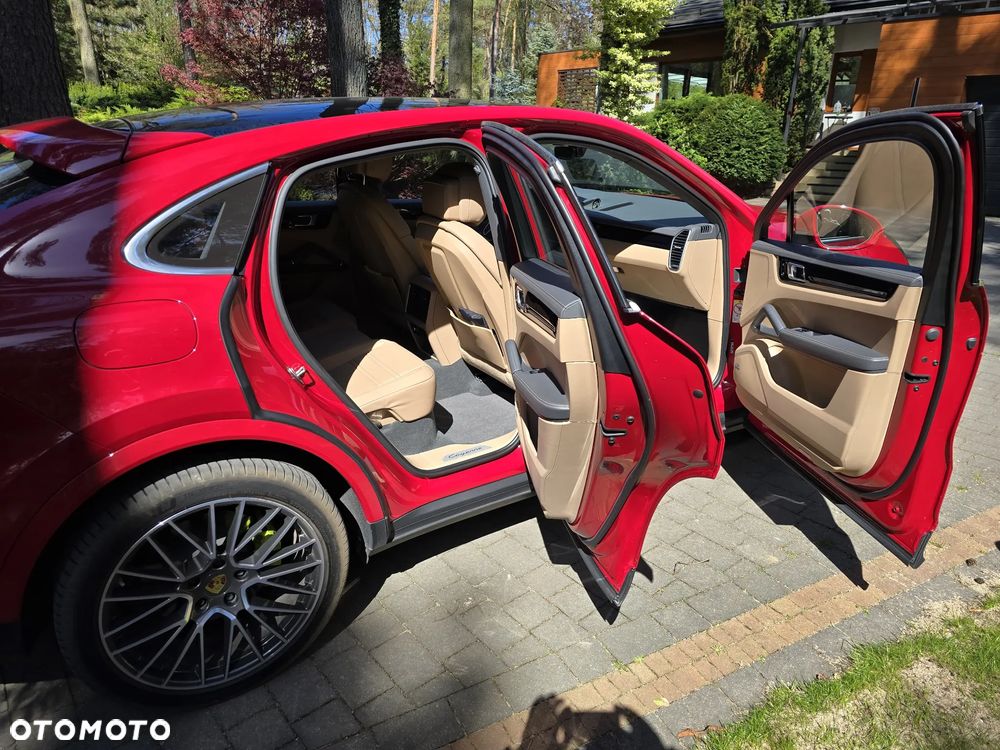 Porsche Cayenne E-Hybrid - 10