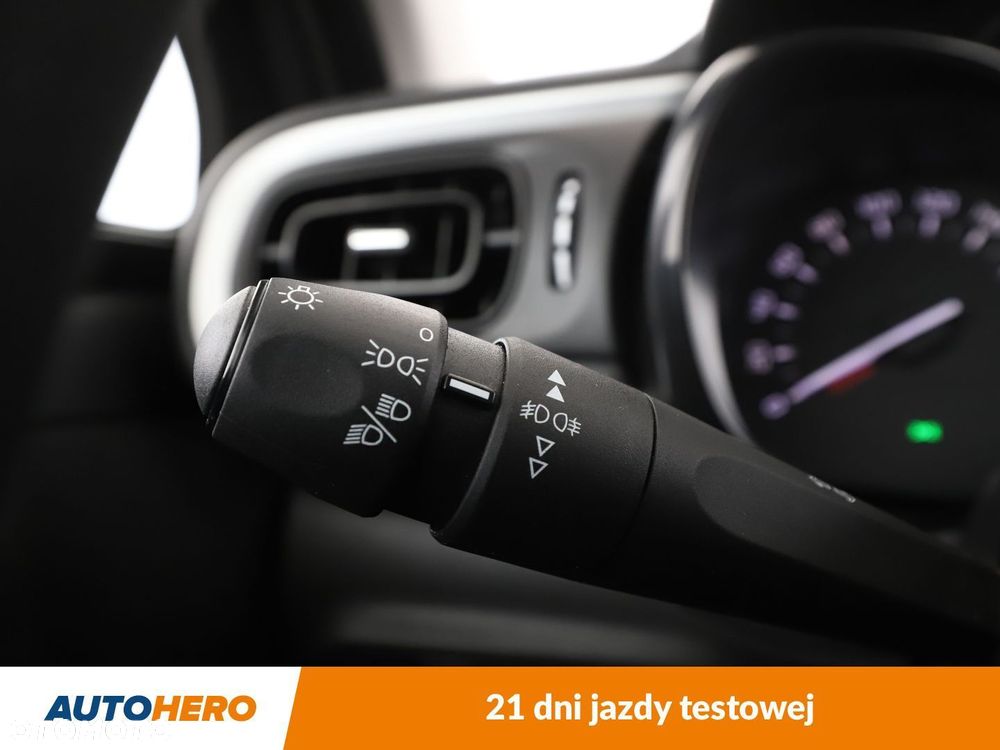 Citroën C3 1.2 PureTech Shine - 29