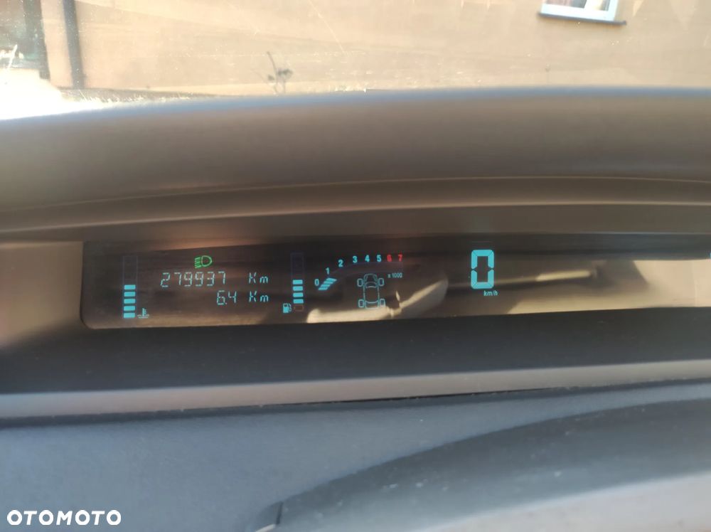 Renault Scenic 2.0 16V Expression - 7