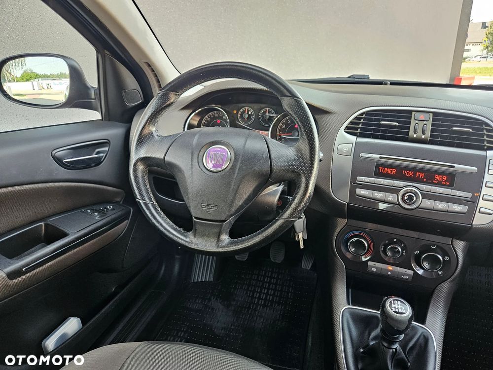 Fiat Bravo 1.4 16V Dynamic - 23