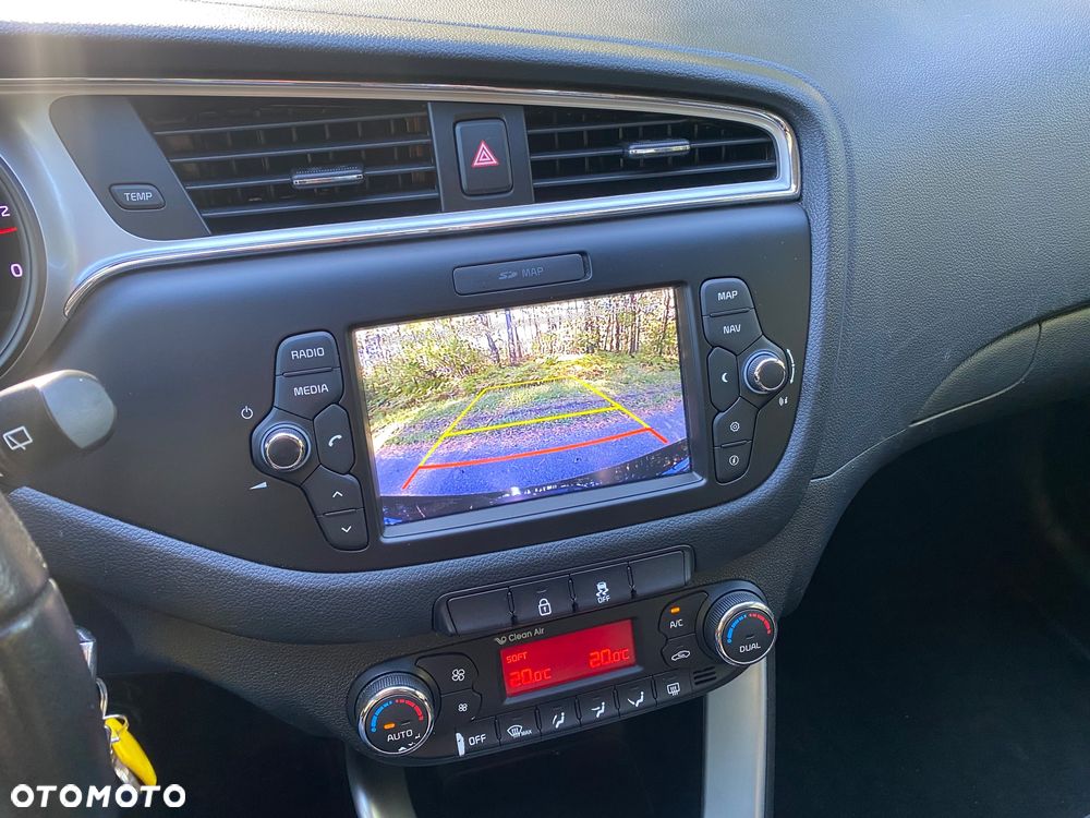 Kia Ceed 1.6 CRDi 136 DCT ISG Spirit - 22