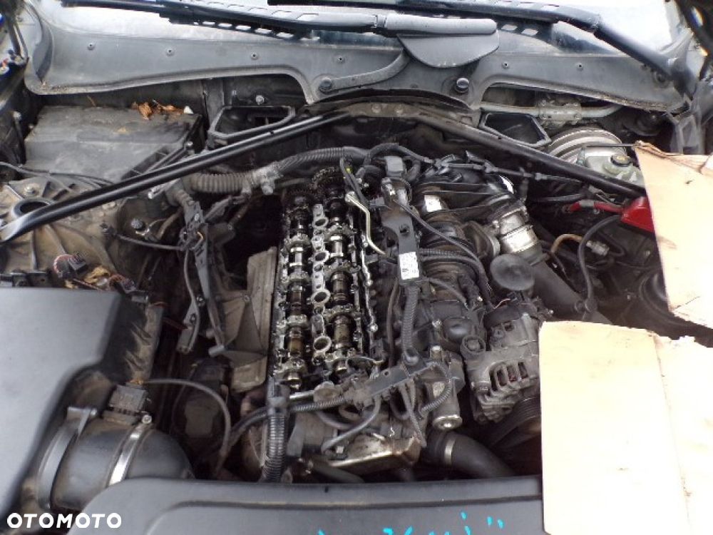 Części - BMW E61 520d 2.0 D 177 KM LIFT KOMBI 09R - 5
