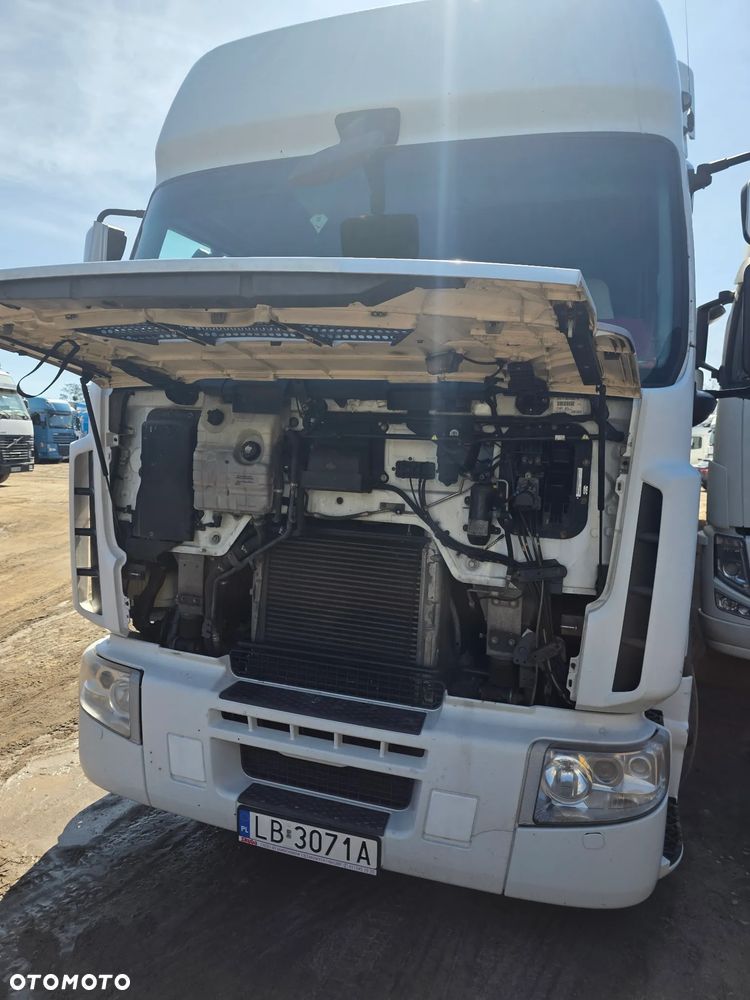 Renault Premium - 8