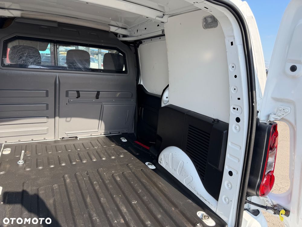 Peugeot Partner - 24