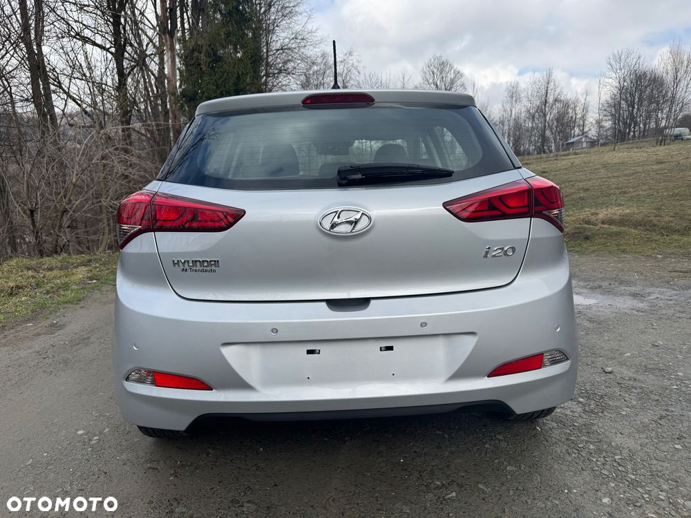 Hyundai i20 1.1 CRDi 5 Star Edition - 8