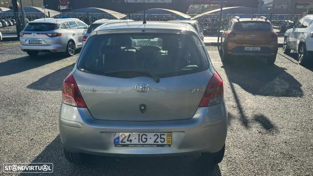 Toyota Yaris - 8