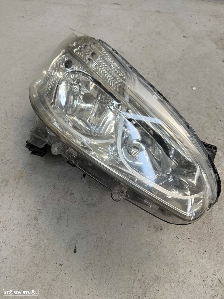 Ótica Direita Peugeot 208 I - 2