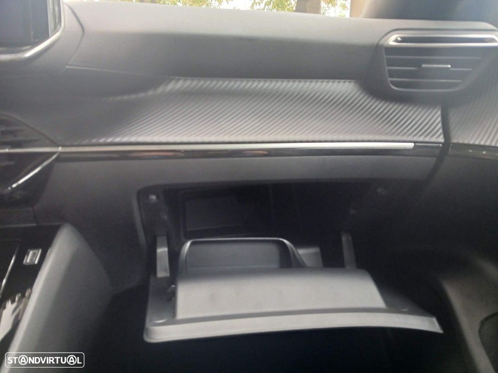 Peugeot e-2008 50 kWh Allure Pack - 23