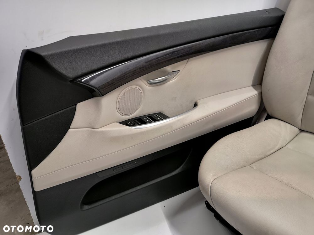 BMW 5 GT F07 FOTELE KANAPA BOCZKI SKÓRA UK - 11