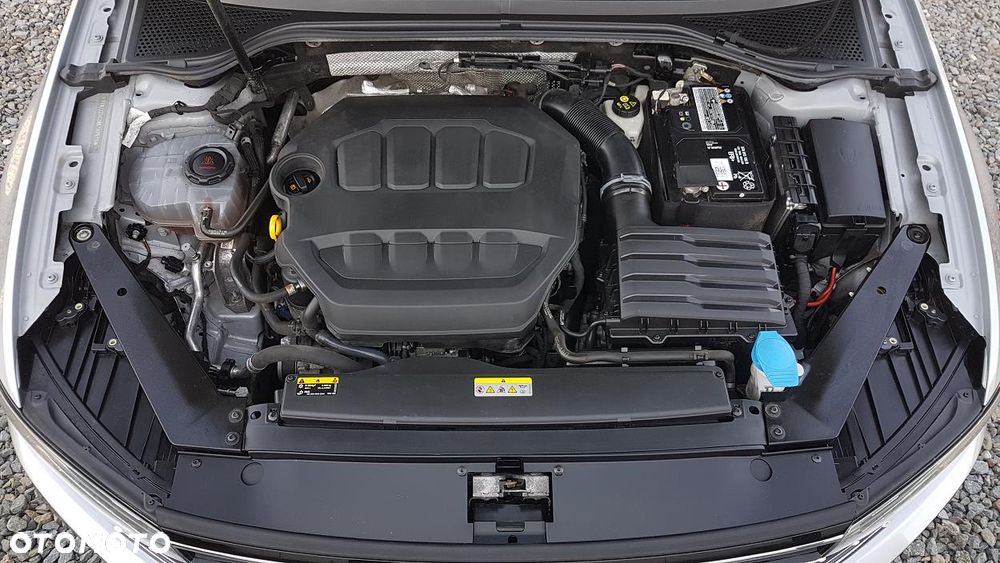 Volkswagen Passat 2.0 TSI Business DSG - 39