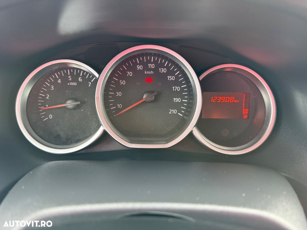 Dacia Logan 0.9 TCe Laureate - 15