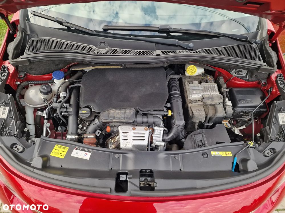 Peugeot 2008 - 7