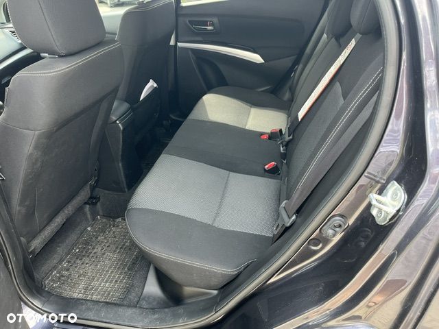 Suzuki SX4 1.6 Premium - 18