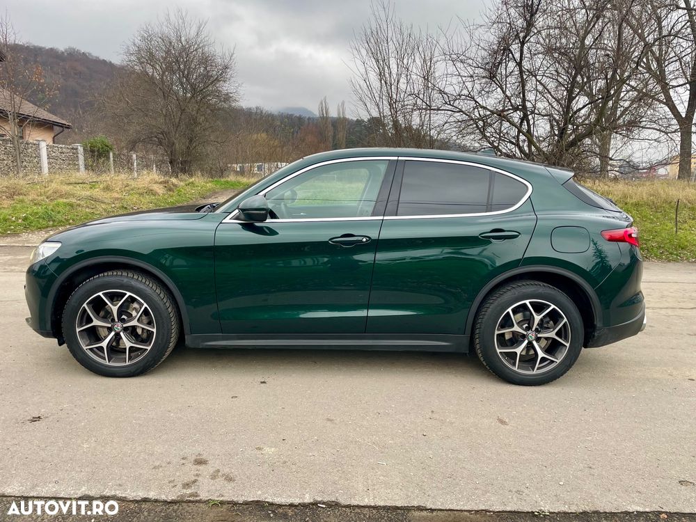 Alfa Romeo Stelvio 2.0 Turbo 16V AT8-Q4 - 10