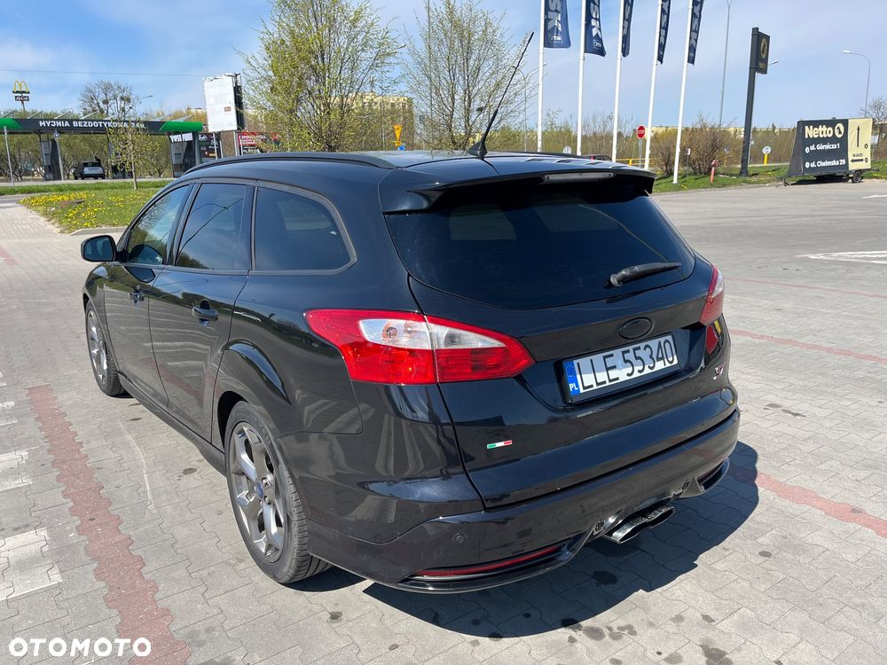 Ford Focus 2.0 EcoBoost ST - 4