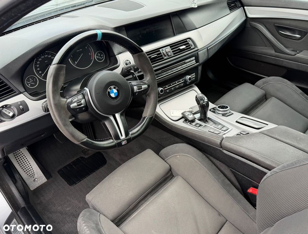 BMW Seria 5 525d Sport-Aut - 20
