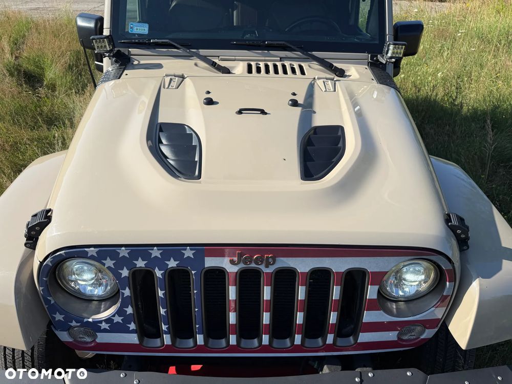 Jeep Wrangler 3.6 Sahara - 10