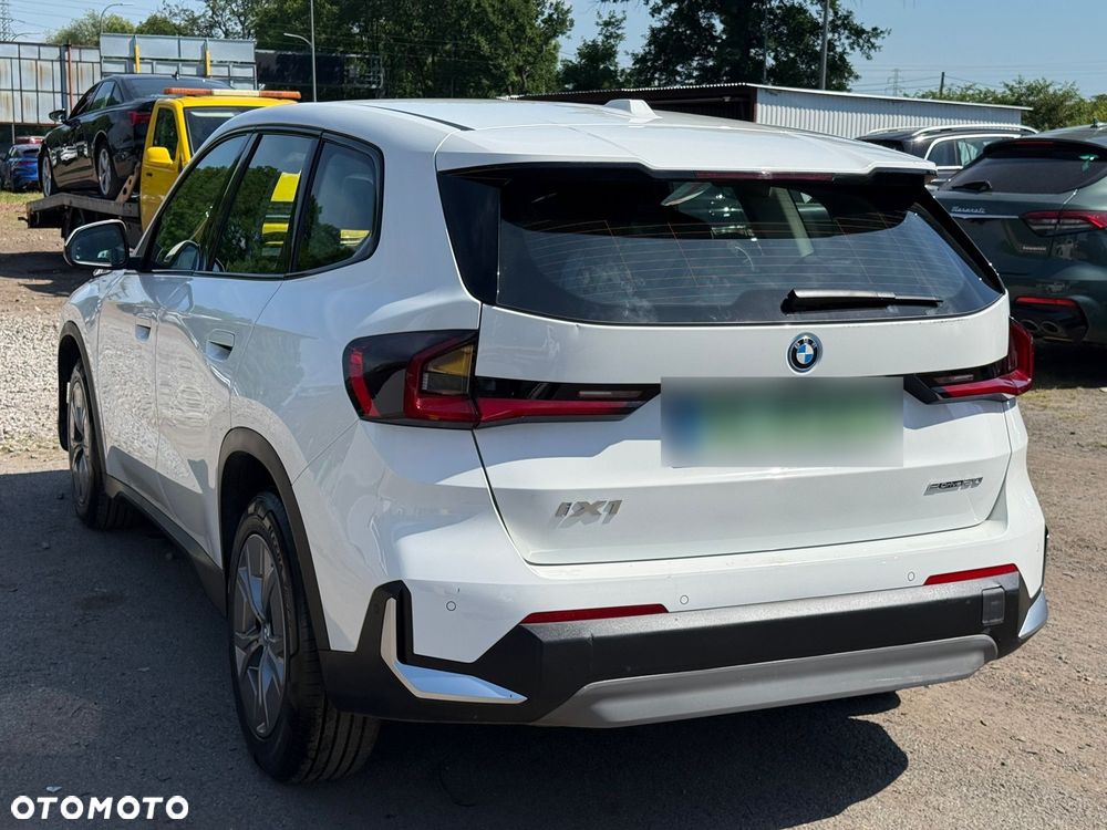 BMW iX1 eDrive20 66.5kWh - 13
