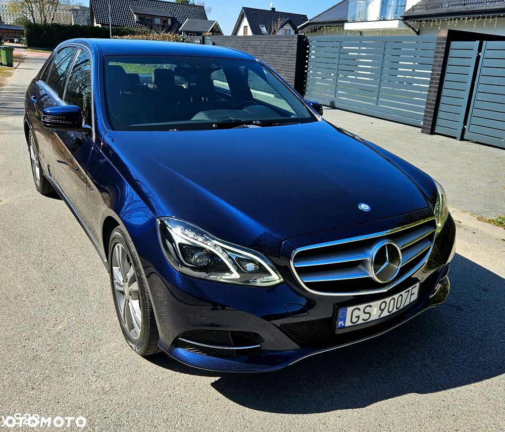 Mercedes-Benz Klasa E 300 CDI DPF BlueEFFICIENCY 7G-TRONIC Avantgarde - 2