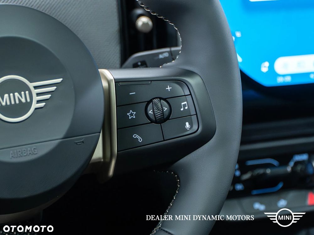 MINI Cooper S Favoured Trim - 23