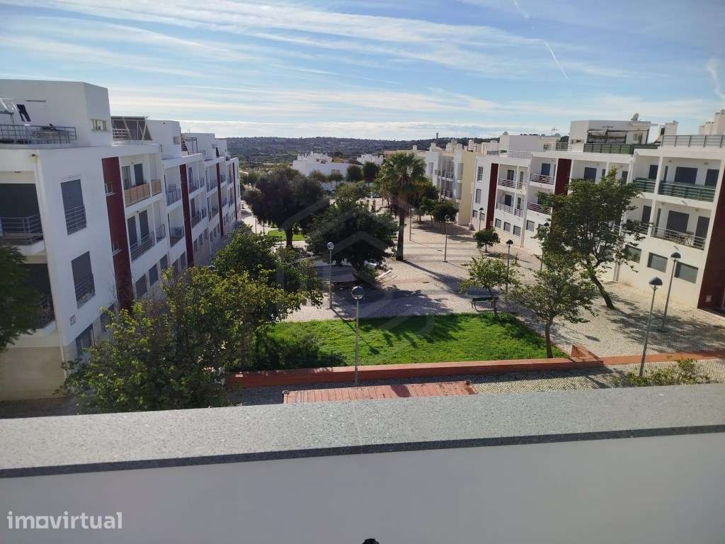 Moradia T3 com piscina em Moncarapacho, Algarve - Grande imagem: 3/15