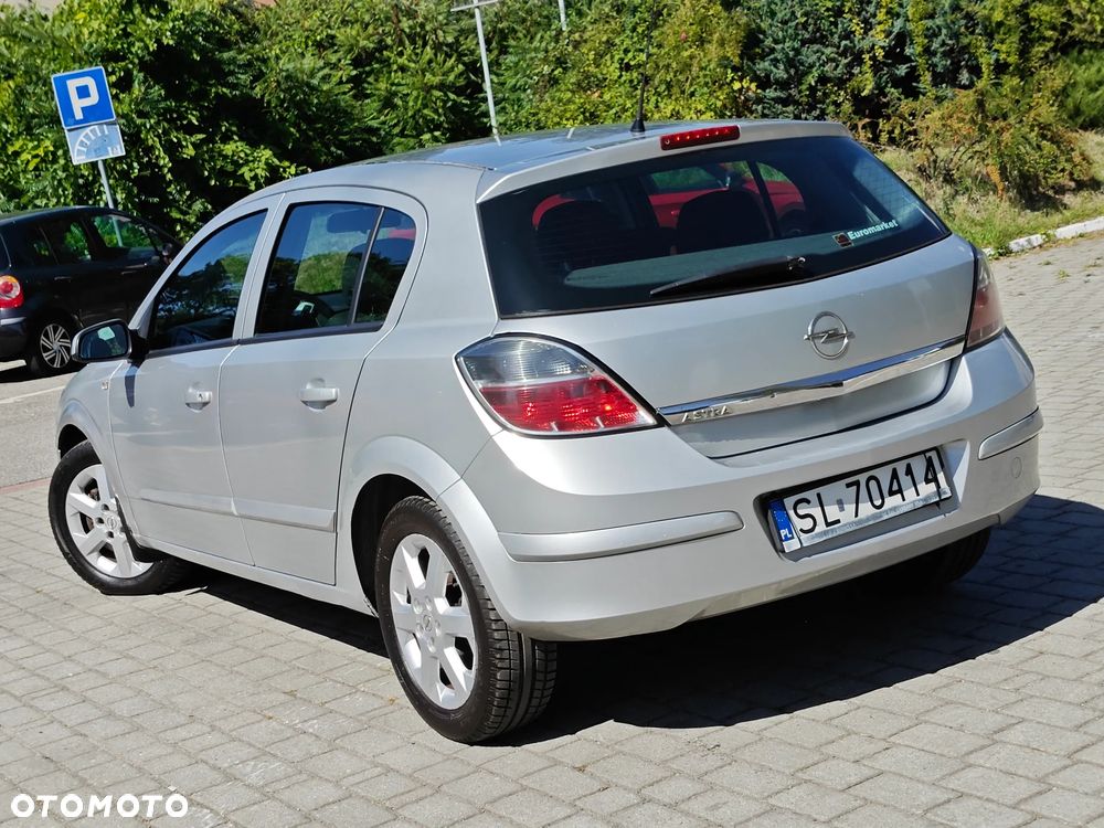 Opel Astra 1.6 Cosmo - 4