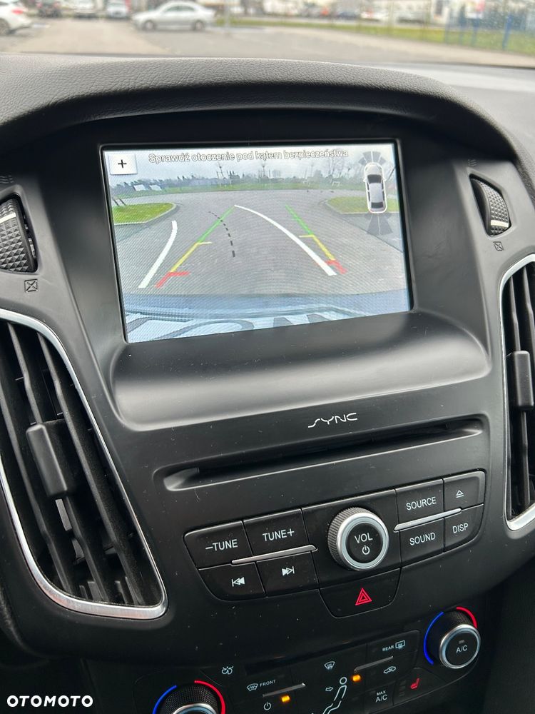 Ford Focus 1.0 EcoBoost Start-Stopp-System TITANIUM STYLE - 22