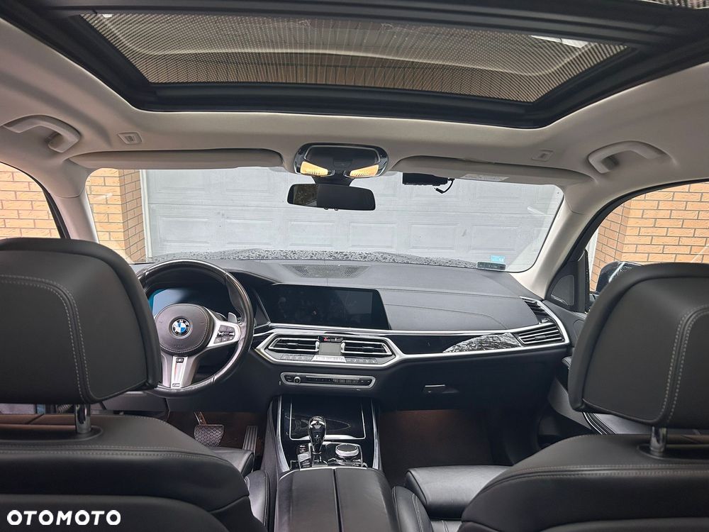 BMW X7 xDrive40i - 10
