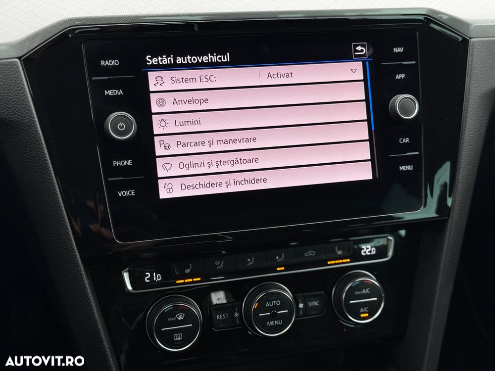 Volkswagen Passat 2.0 TDI SCR DSG Elegance - 9