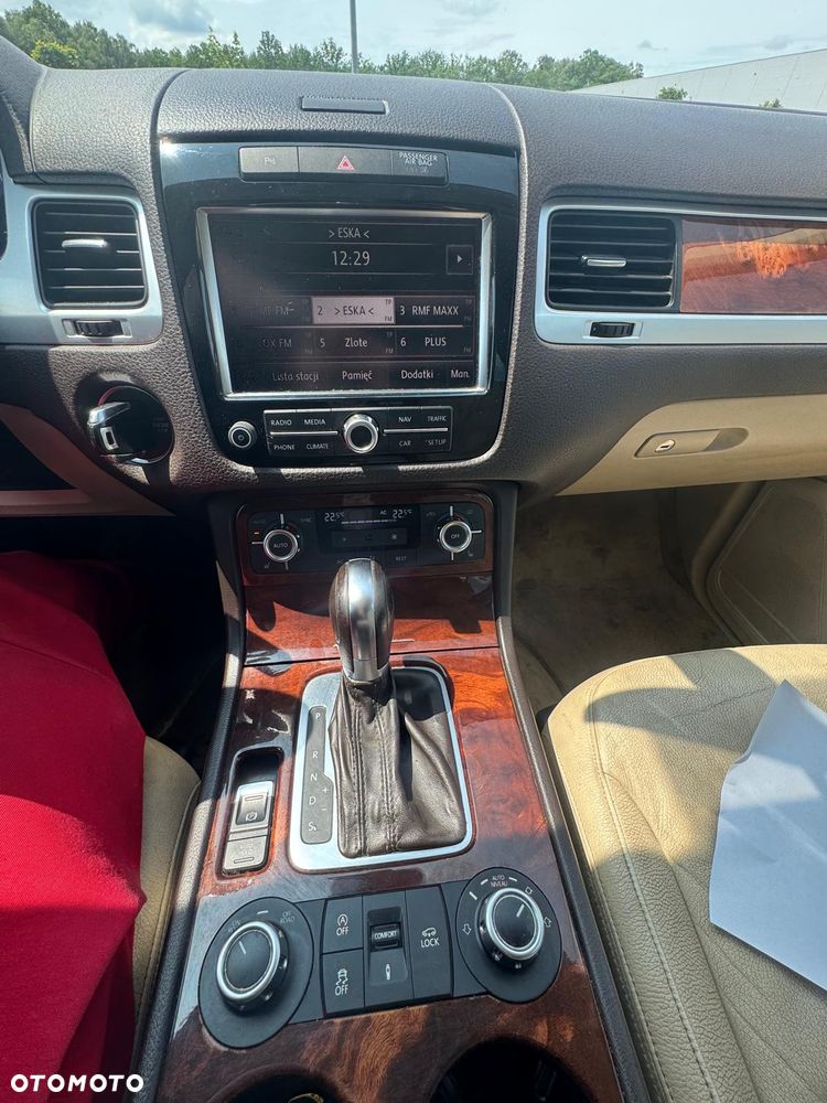 Volkswagen Touareg 3.0 V6 TDI 4XMot BMT - 12