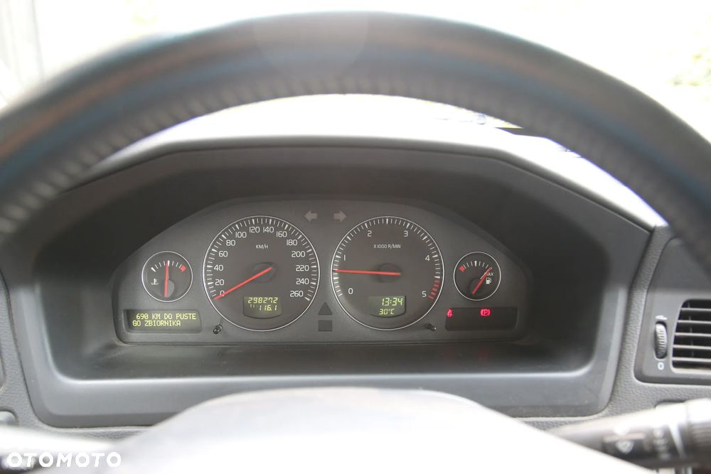 Volvo XC 70 2.4D5 AWD Ocean Race - 6