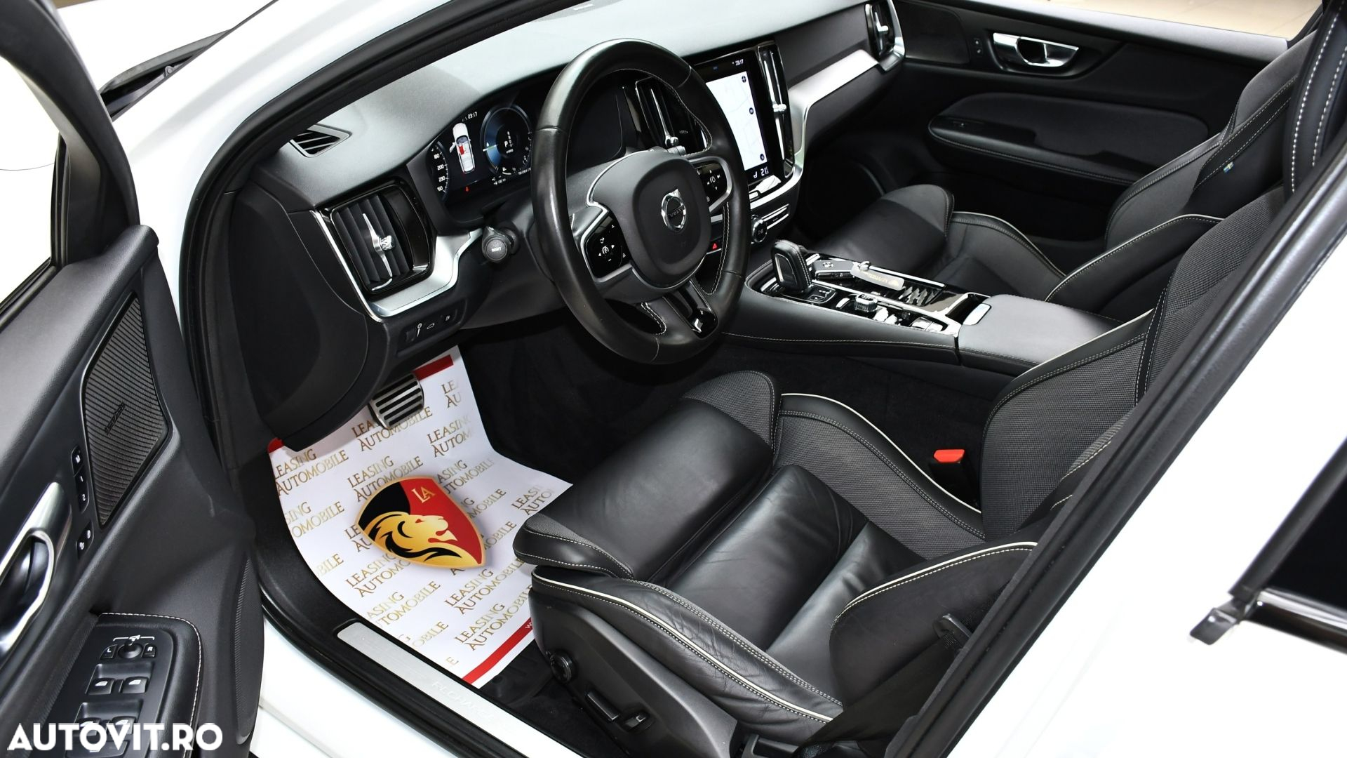 Volvo V60 T6 AWD Recharge Geartronic RDesign - 10