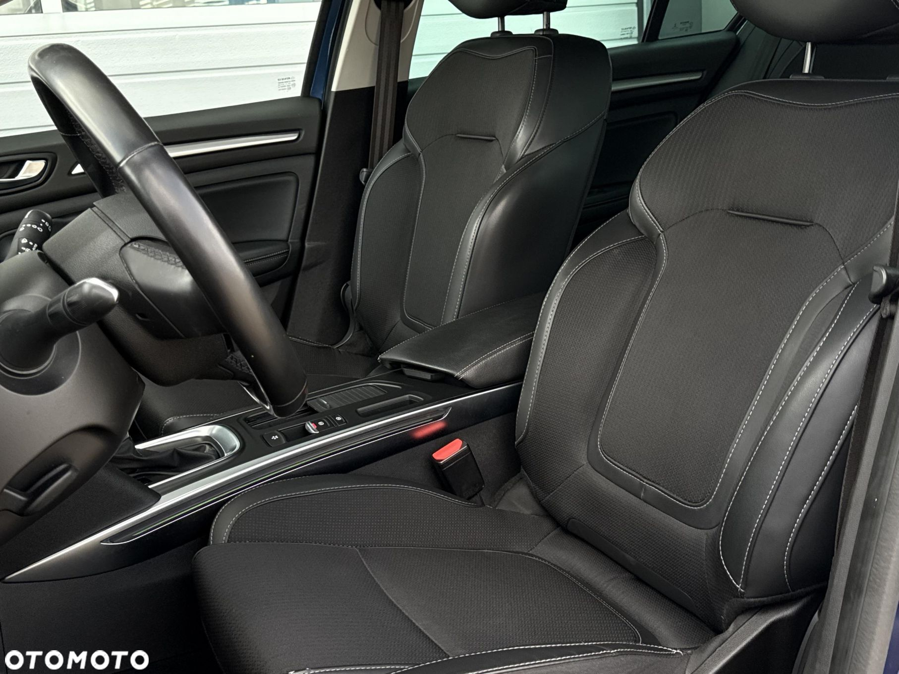 Renault Megane 1.3 TCe FAP Intens EDC - 10