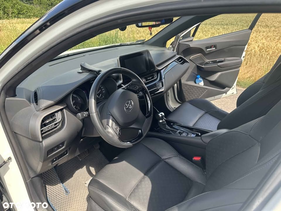 Toyota C-HR - 5
