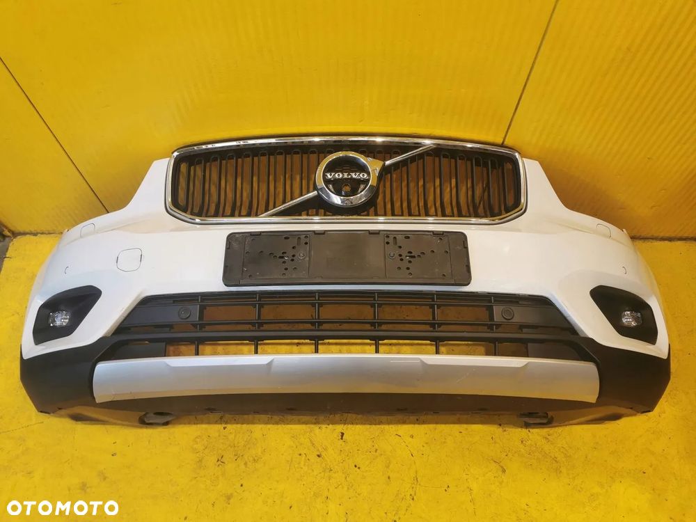 Volvo XC40 II ZDERZAK PRZÓD PRZEDNI 4 PDC BEZ KAMERY 614 17r.- * - 2
