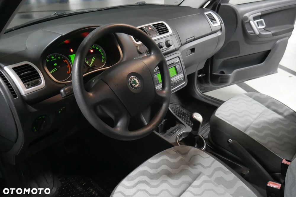 Skoda Fabia 1.4 16V Ambiente - 10