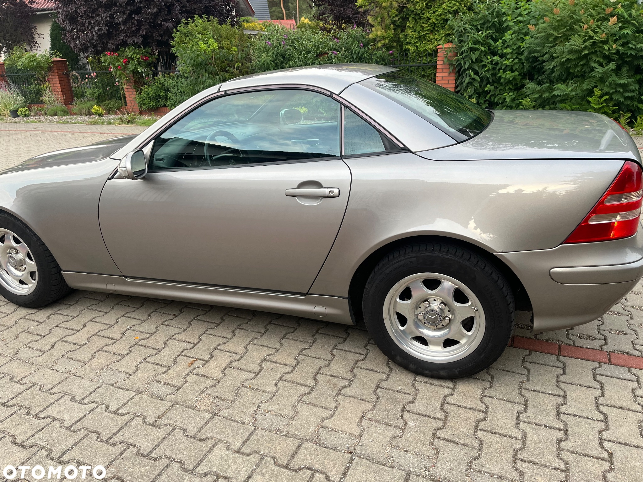 Mercedes-Benz SLK - 11
